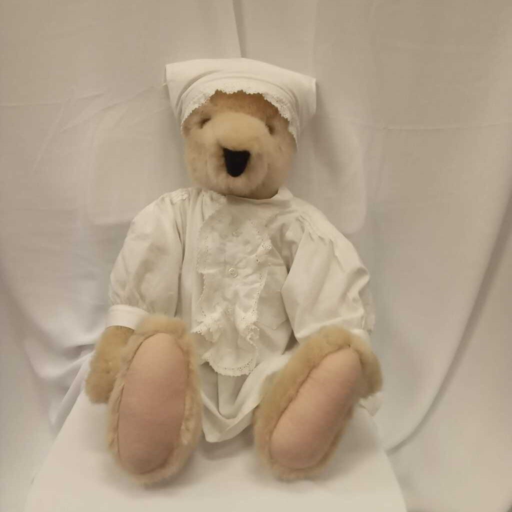 Cornelius Vanderbear 22" Sweat dreams
