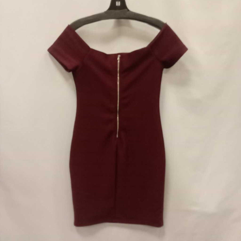 Dress Off Shoulder Knit with Zipper Back