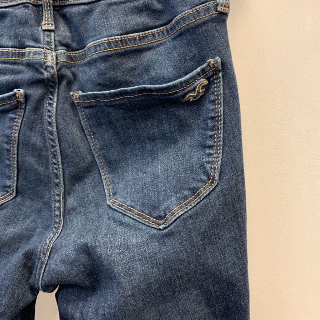 Pants: Skinny Distressed Denim