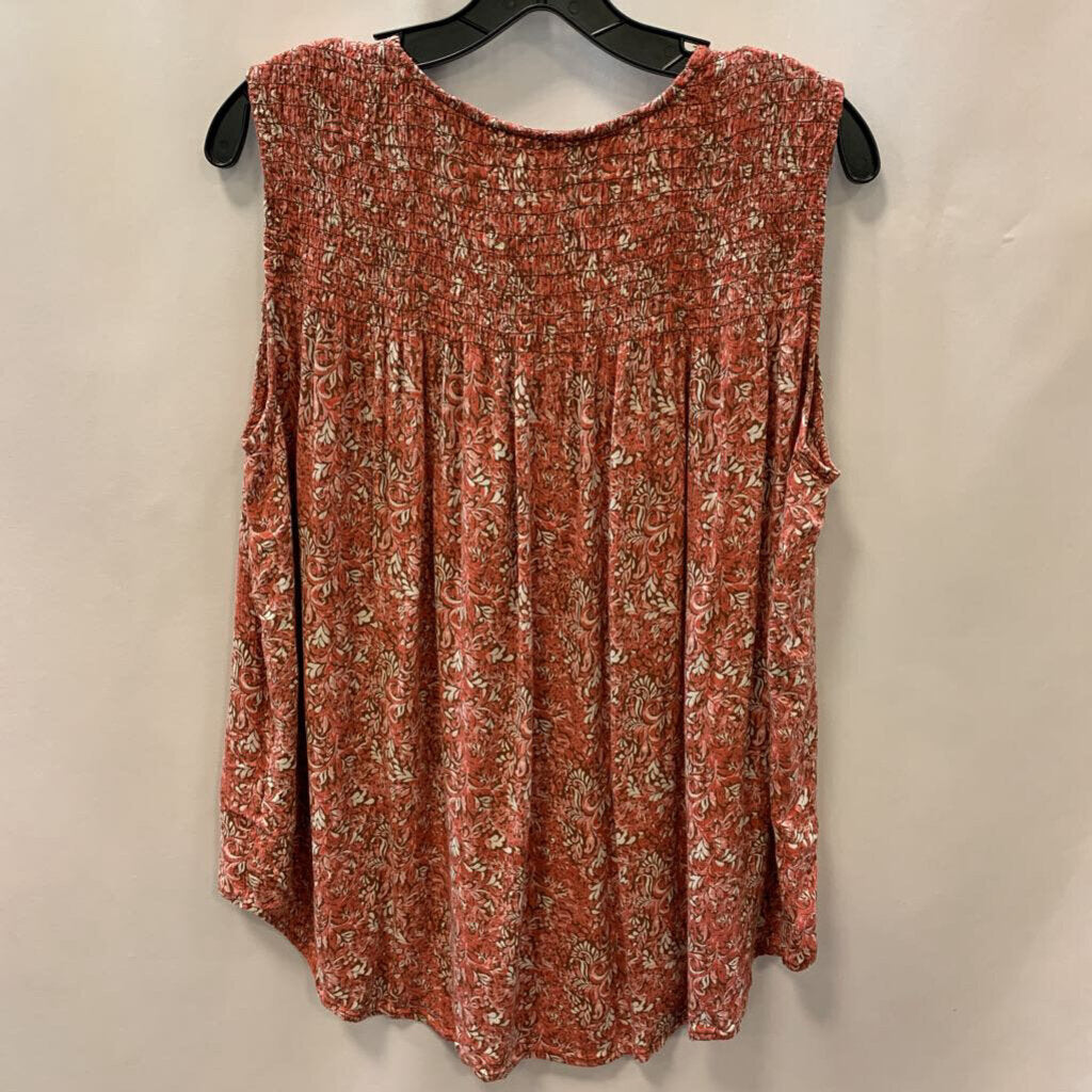 Shirt: Sleeveless Button-up Ruched