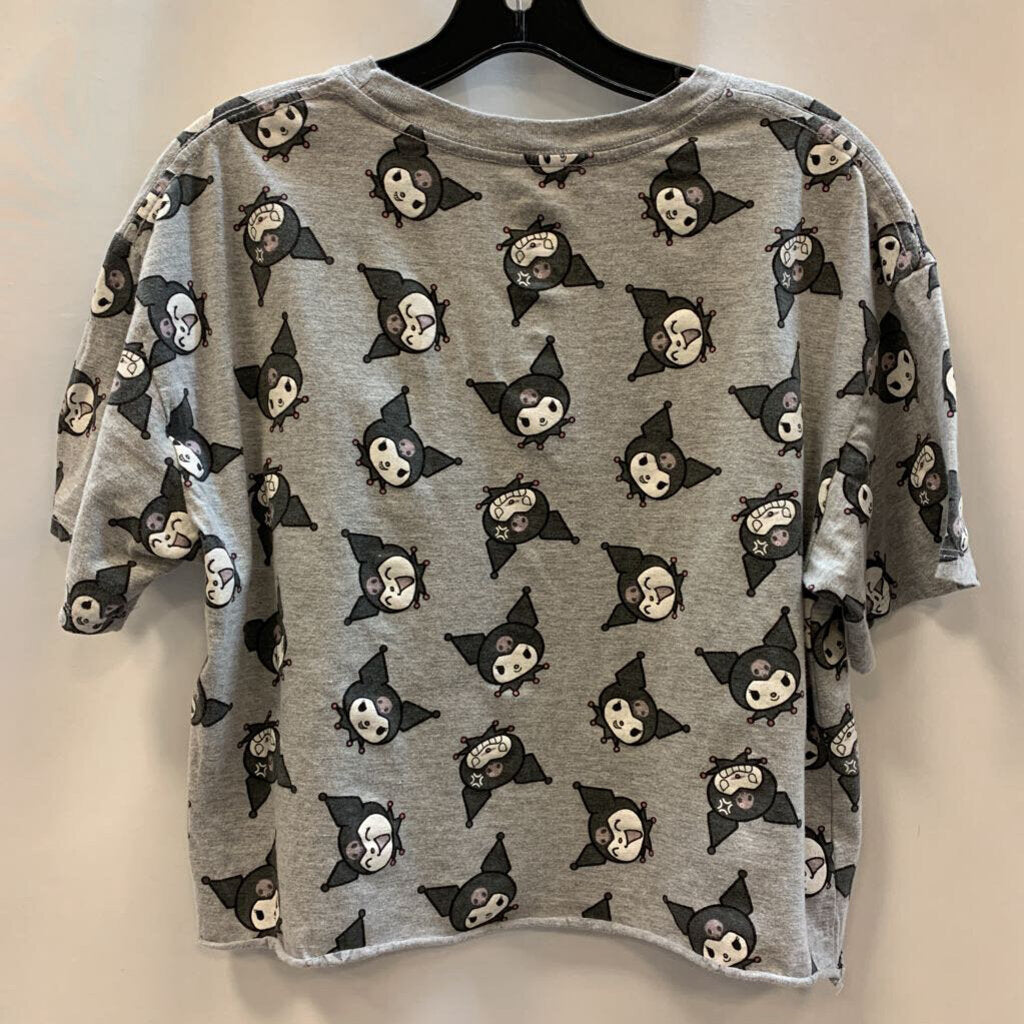 Shirt: Crop with Smiling Kuromi Figure