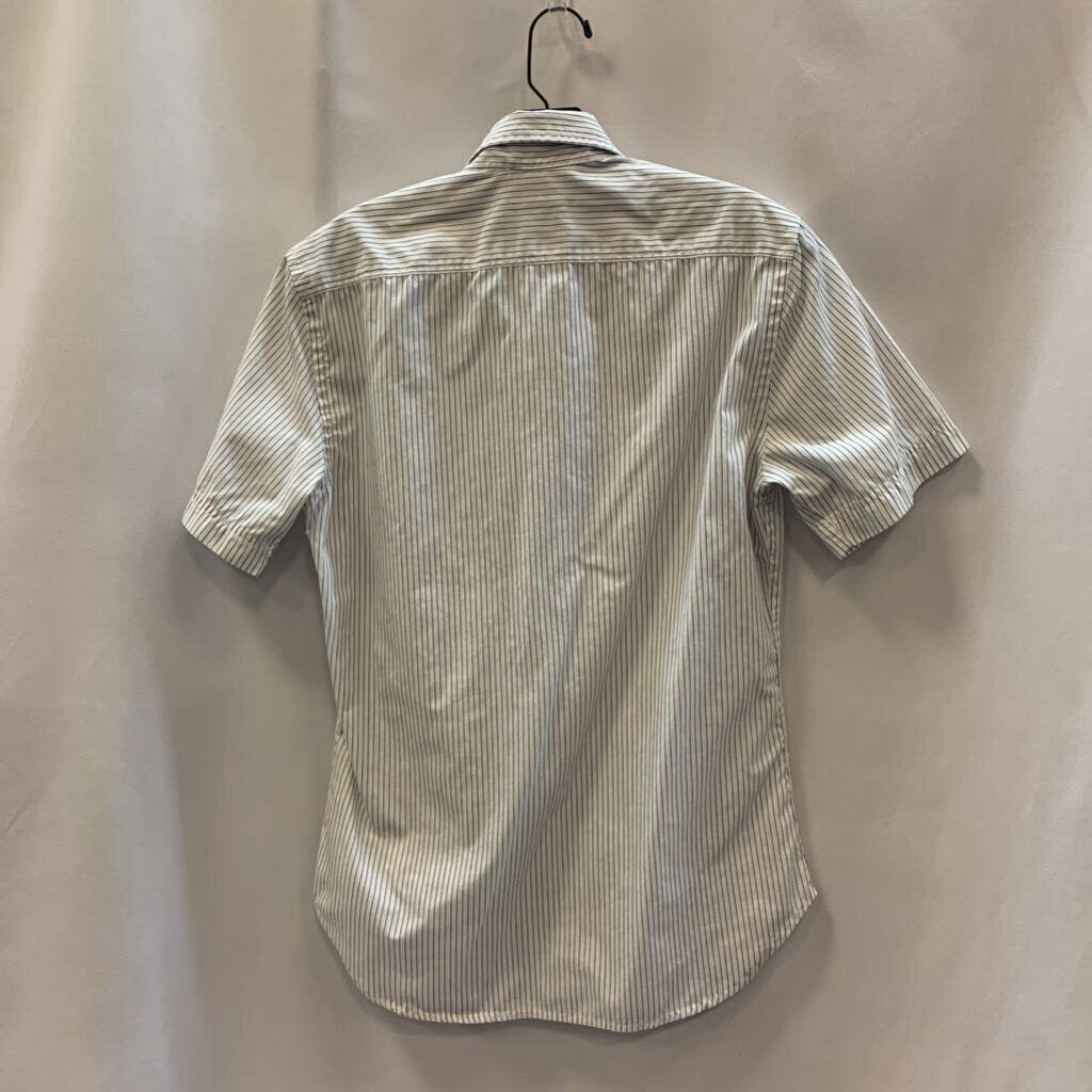 Shirt: Short Sleeve Collar Strip Button Up