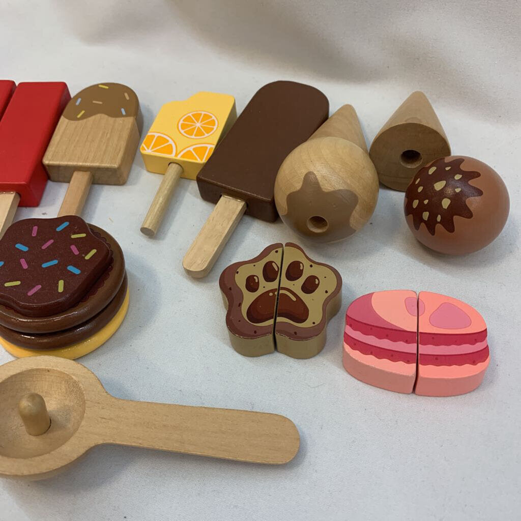 Play Kitchen: Popsicles & Ice Cream