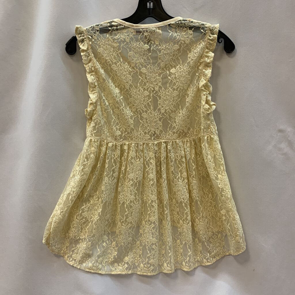 Shirt: Sleeveless Lace Button Up Ruffle