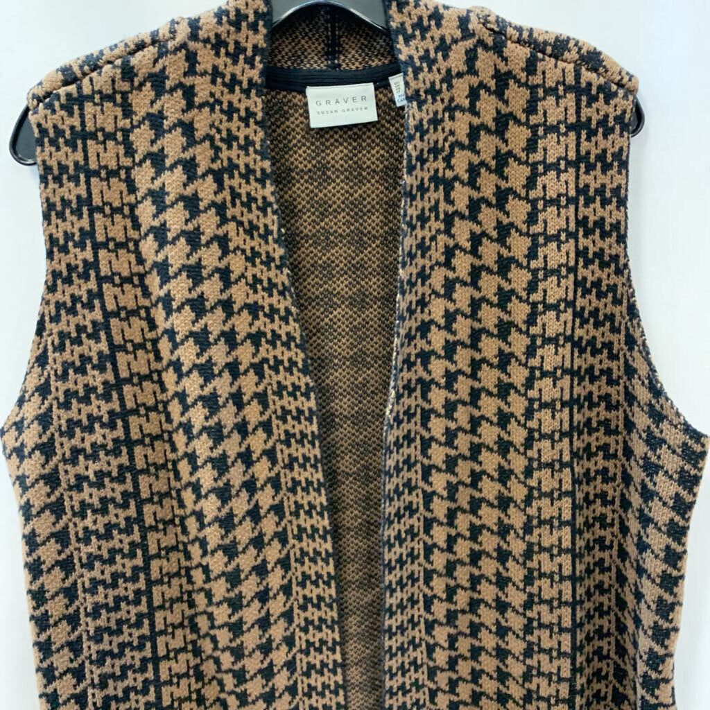 Vest: Jacquard Knit Houndstooth