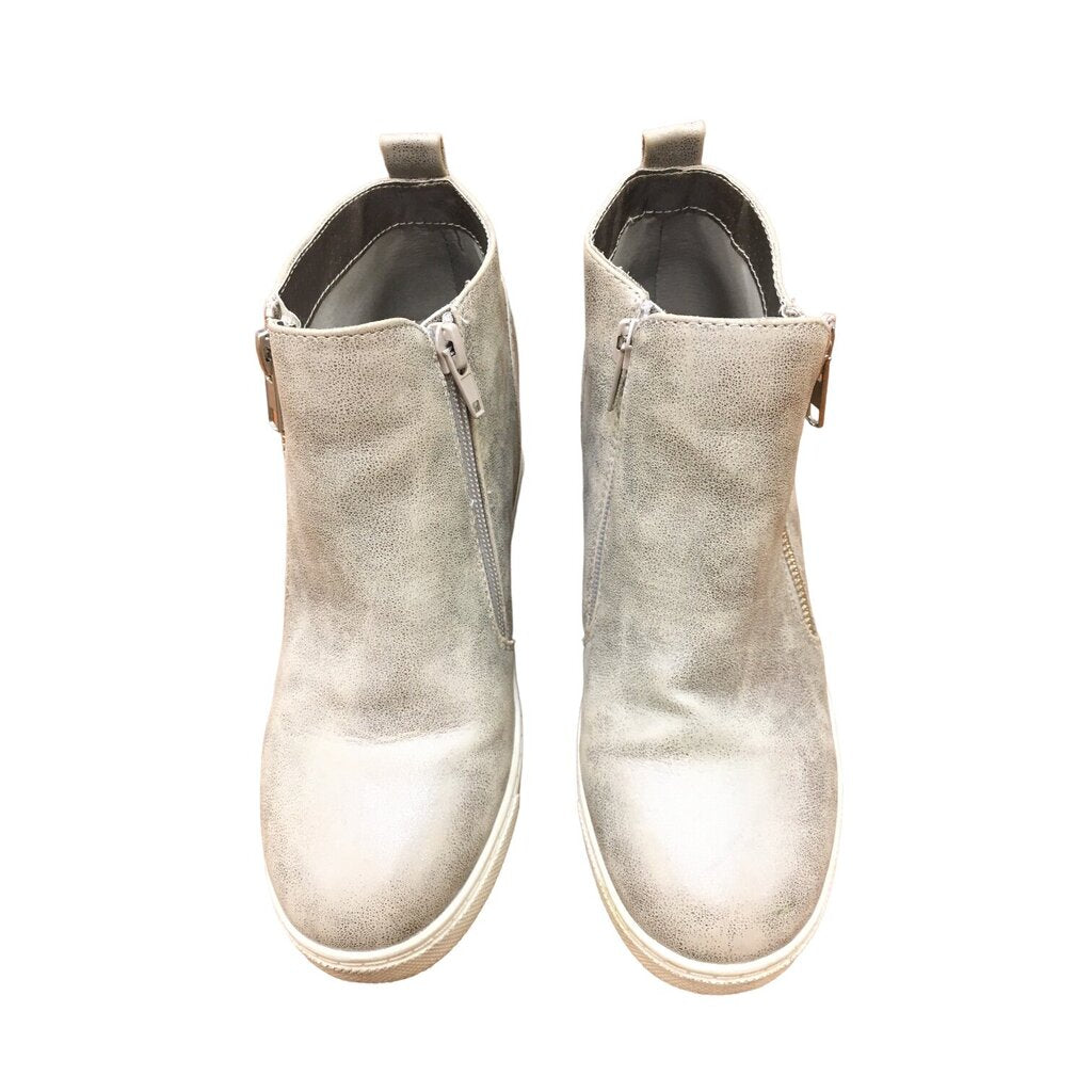 Shoes: Silver Wedge Zip-up Ankle