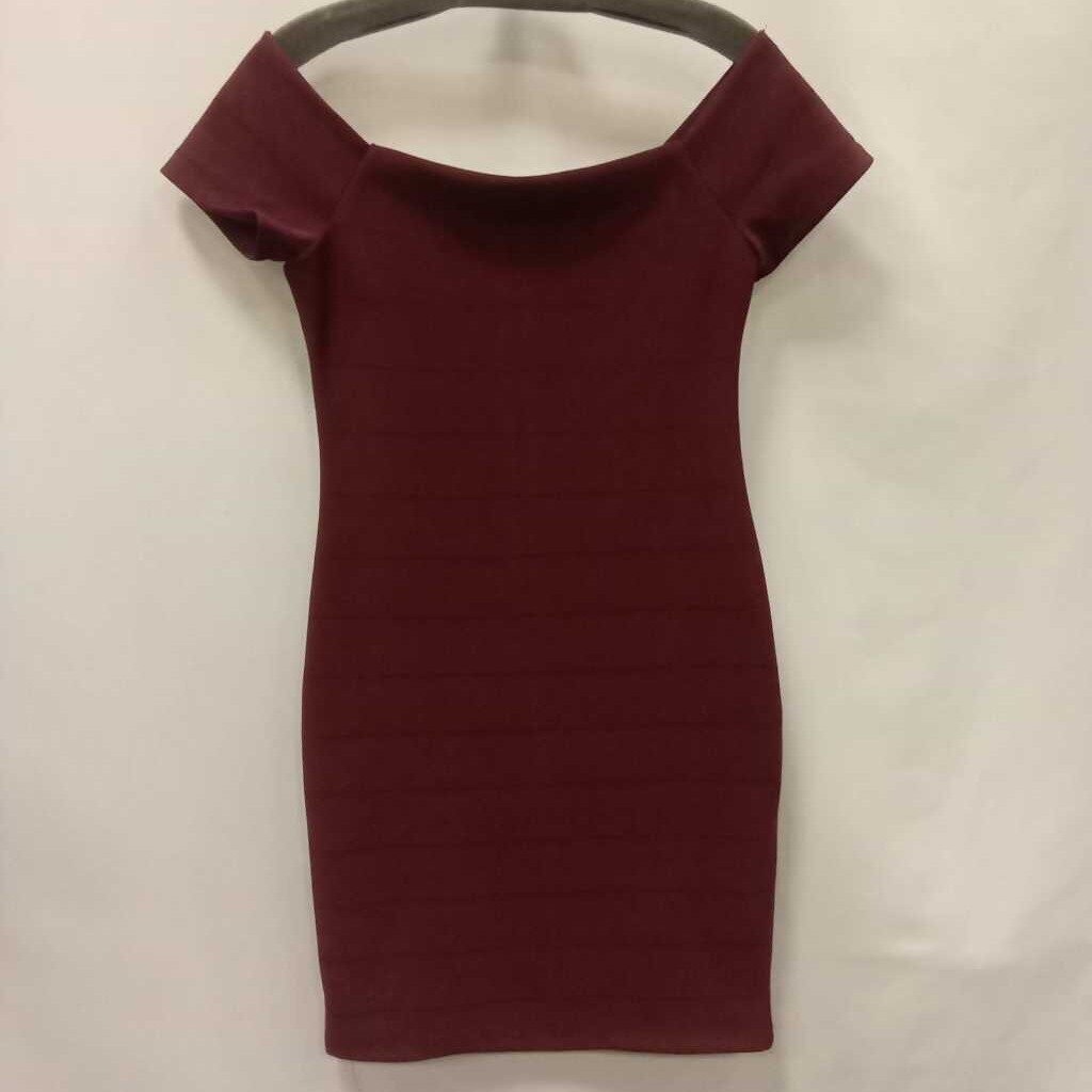 Dress Off Shoulder Knit with Zipper Back