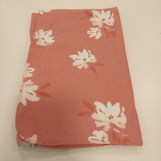 blanket: receiving big flowers