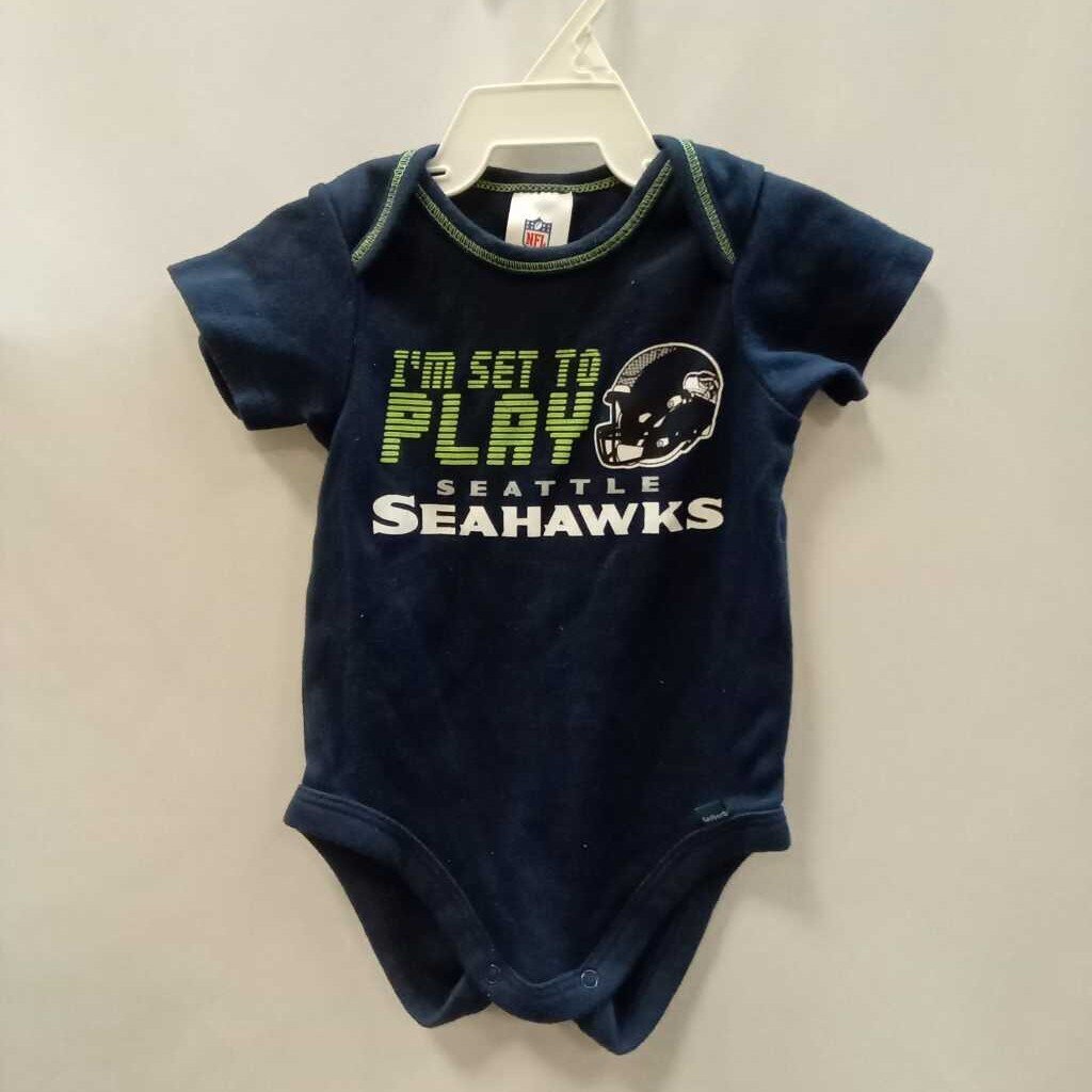 onesie: I'm set to play seahawks