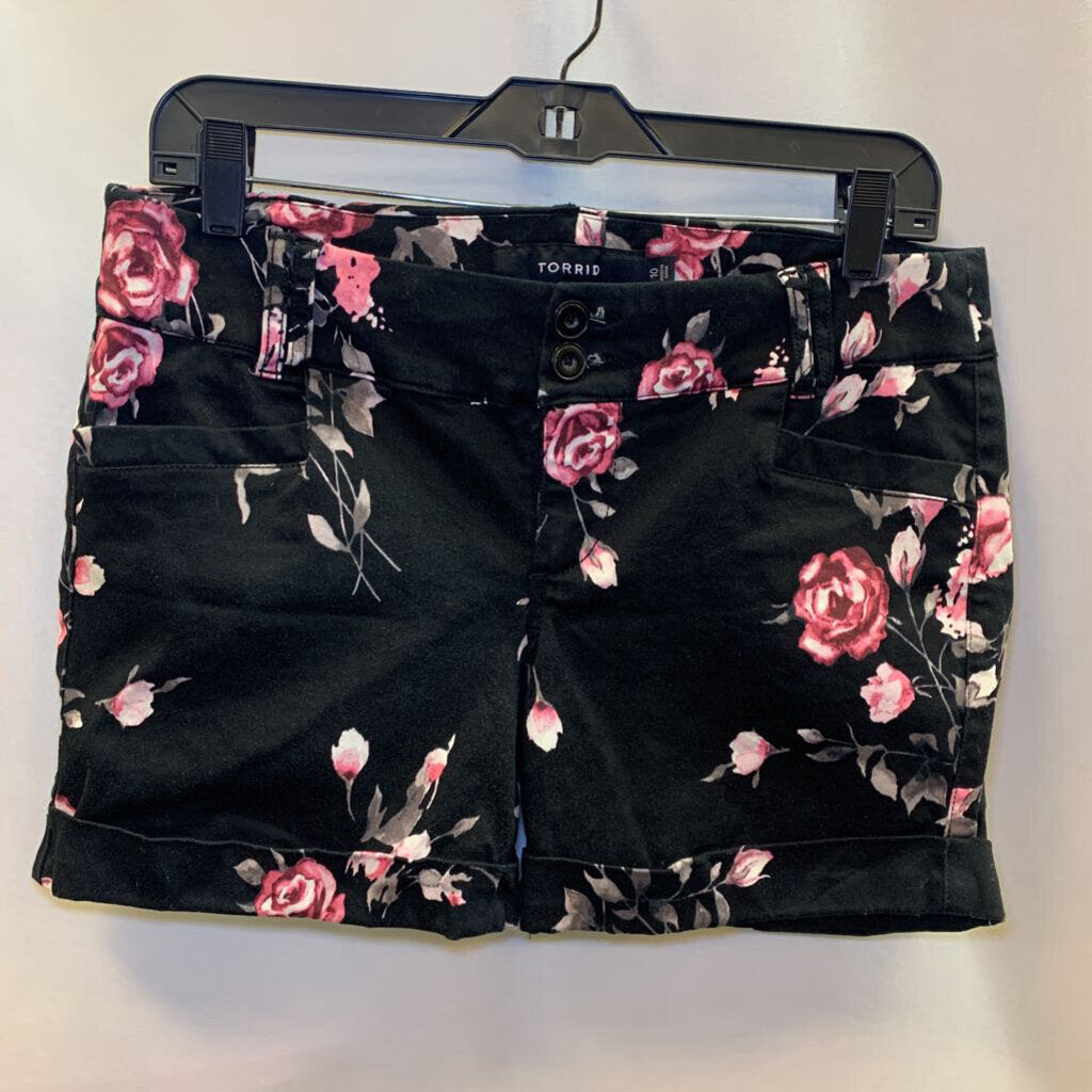 Shorts: Roses