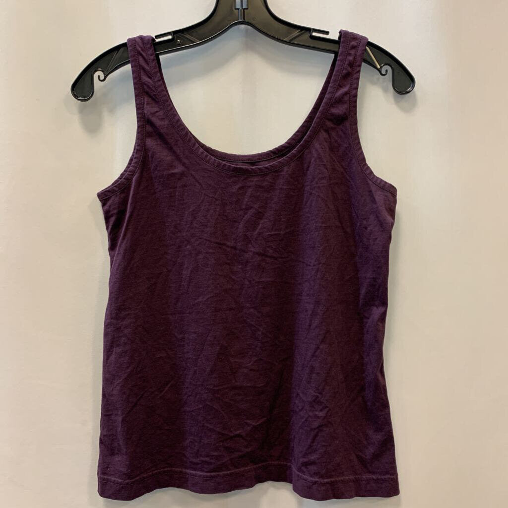 Tank: solid color
