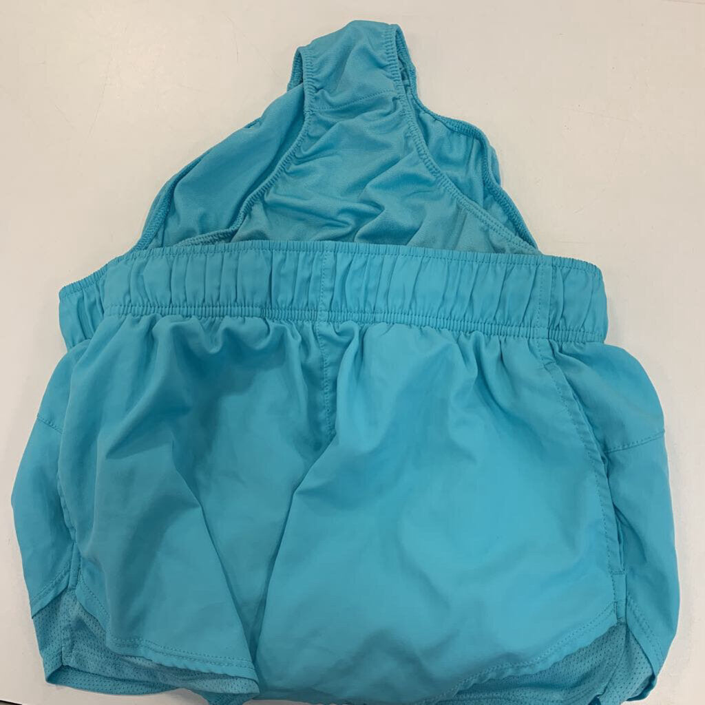 Shorts: Side pockets and built-in-brief