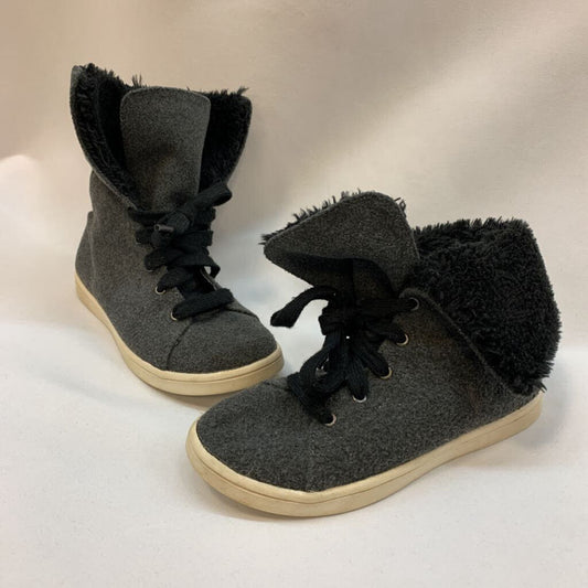 Shoes: Flannel/Fleece fold over