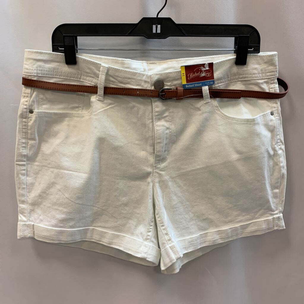 Shorts w/ Belt NWT