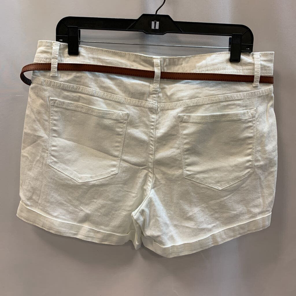 Shorts w/ Belt NWT