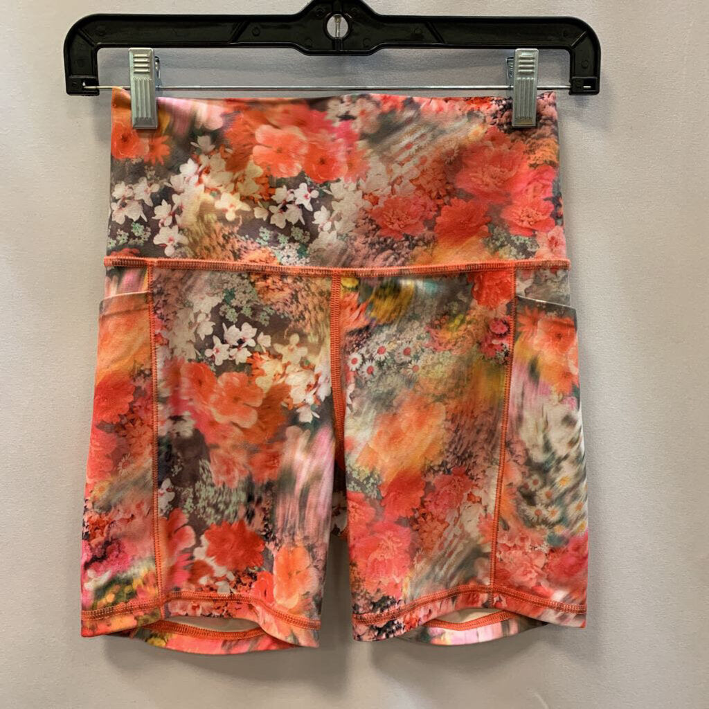 Shorts: High Waist w/ Pockets