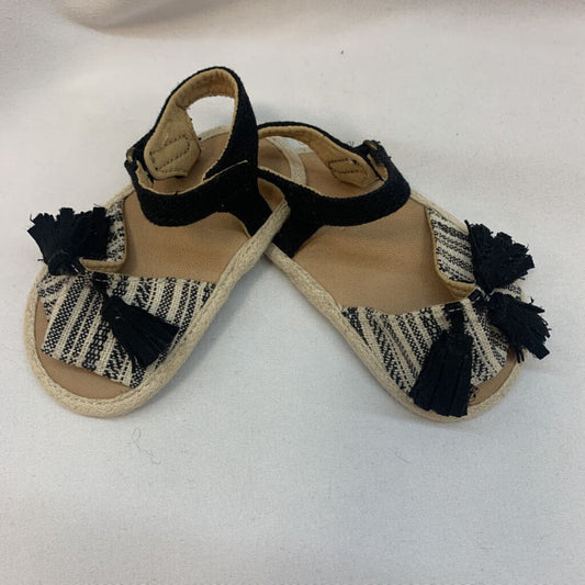 Sandals: 12-18m Tassels & Velcro