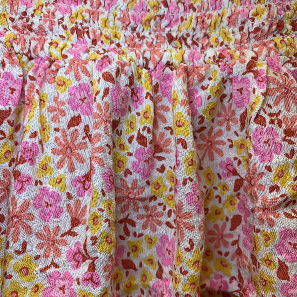 Skirt: Ruffled flowers