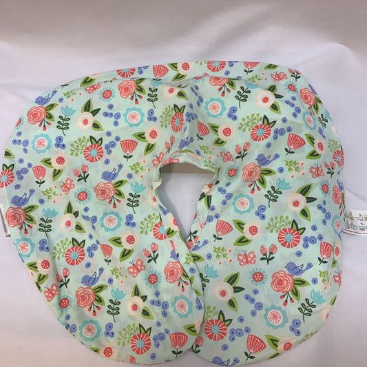 U Nursing Pillow Cover: Flowers & Birds