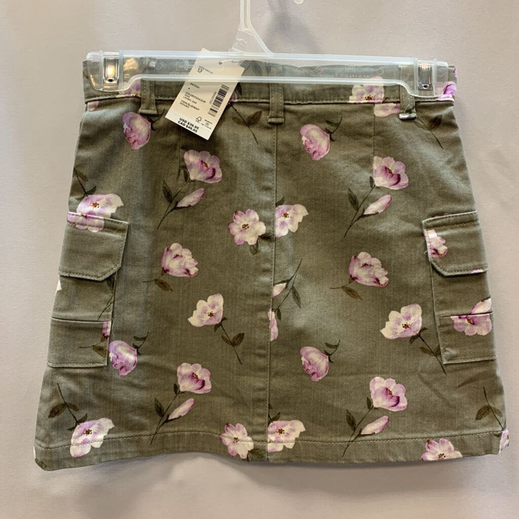 Skirt: NWT floral pattern