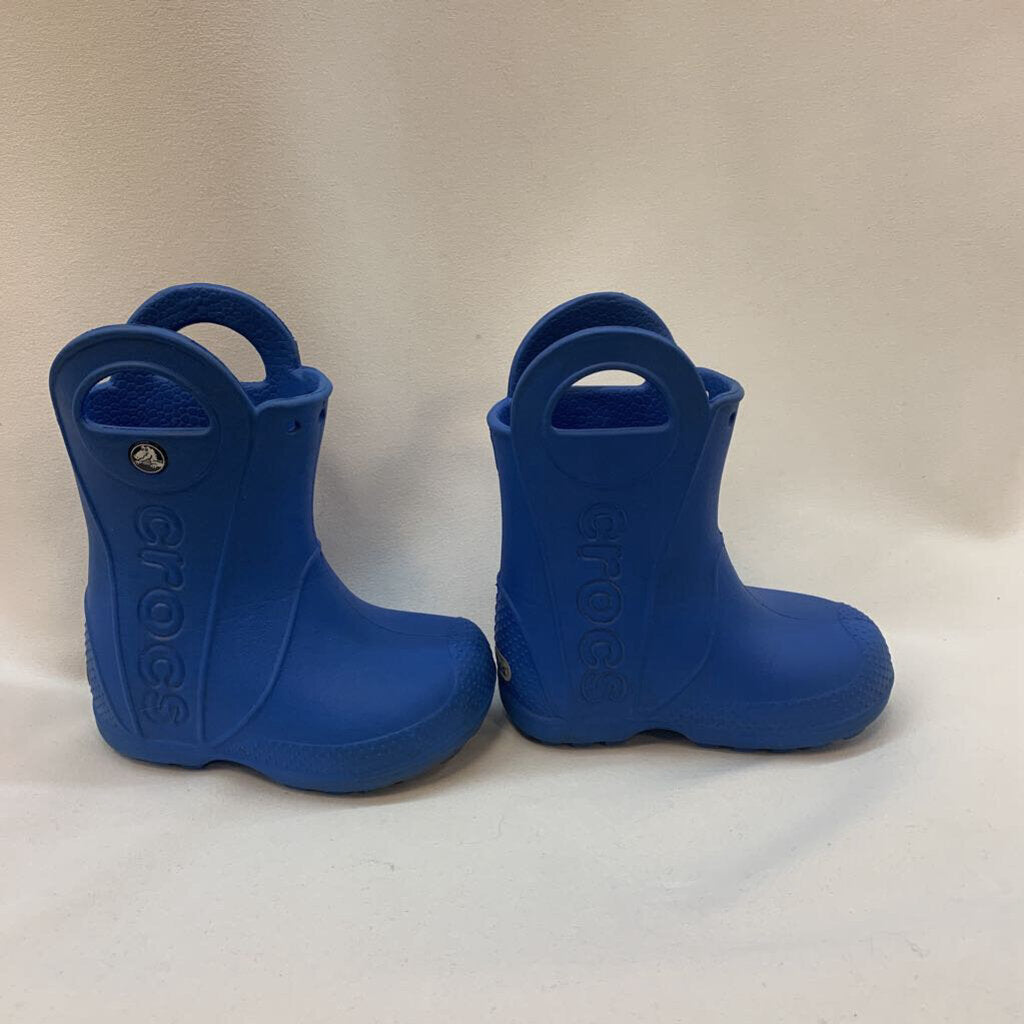 Boots Handle It Rain