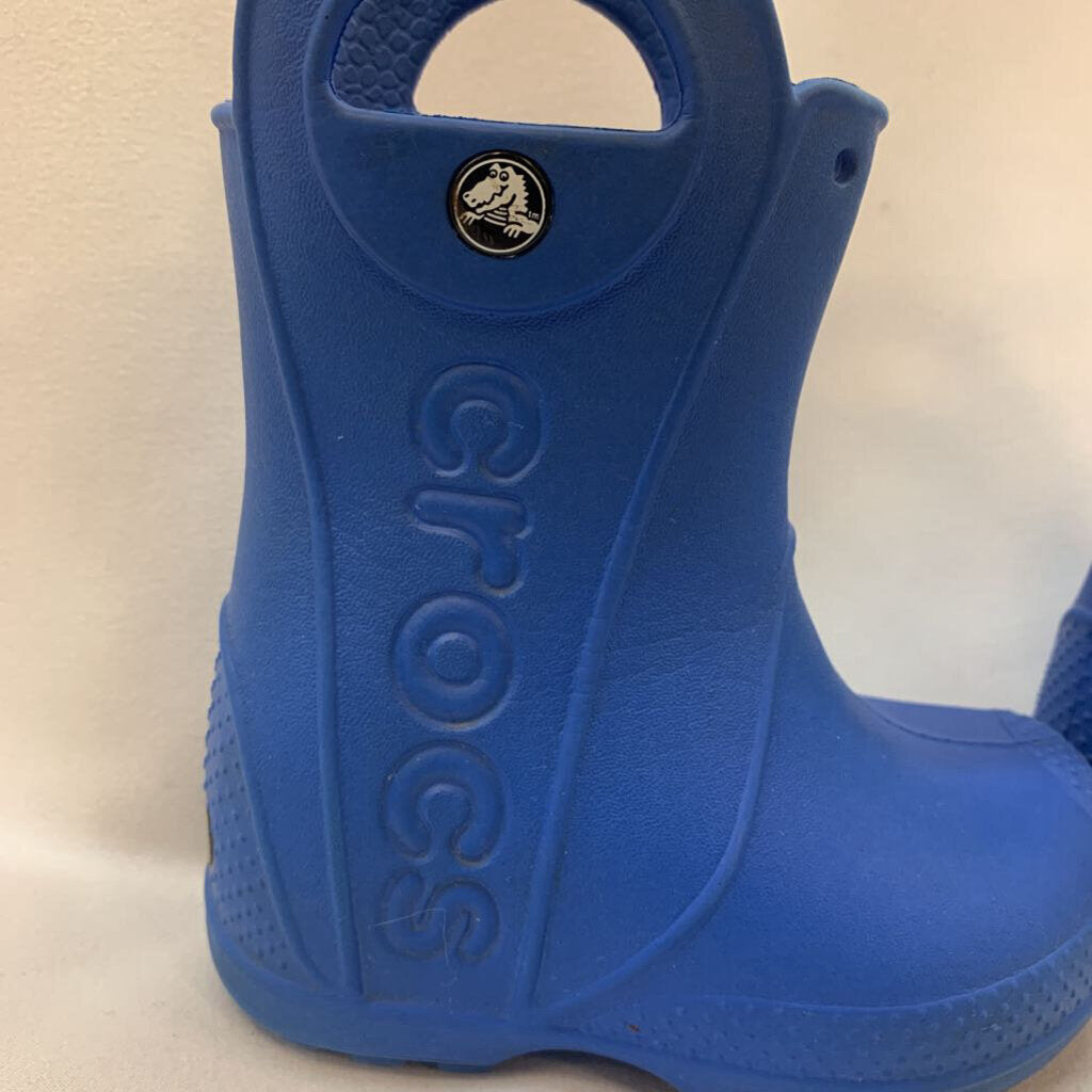Boots Handle It Rain