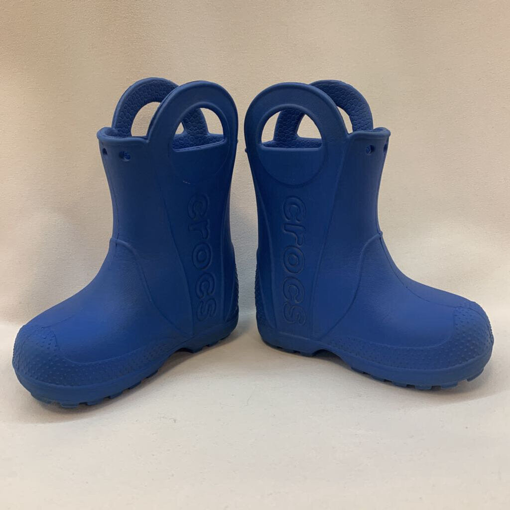 Boots Handle It Rain