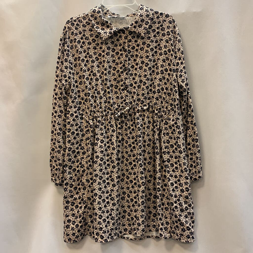 Dress: Flowered Button