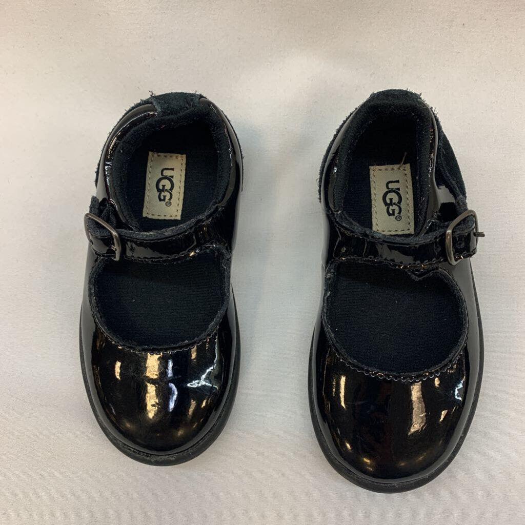 Shoes: Patent Leather Mary Jane