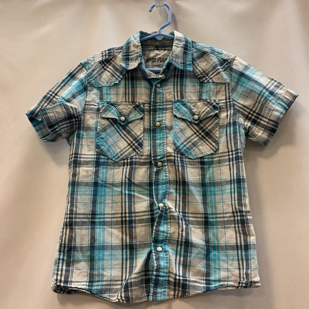Shirt: Short Sleeve Plaid Collared