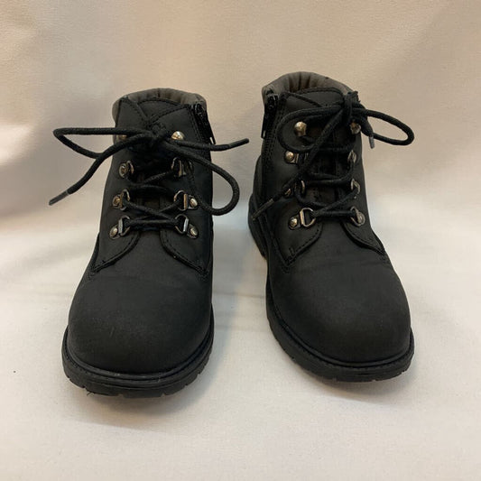 Shoes: High Top Boots Lace Up