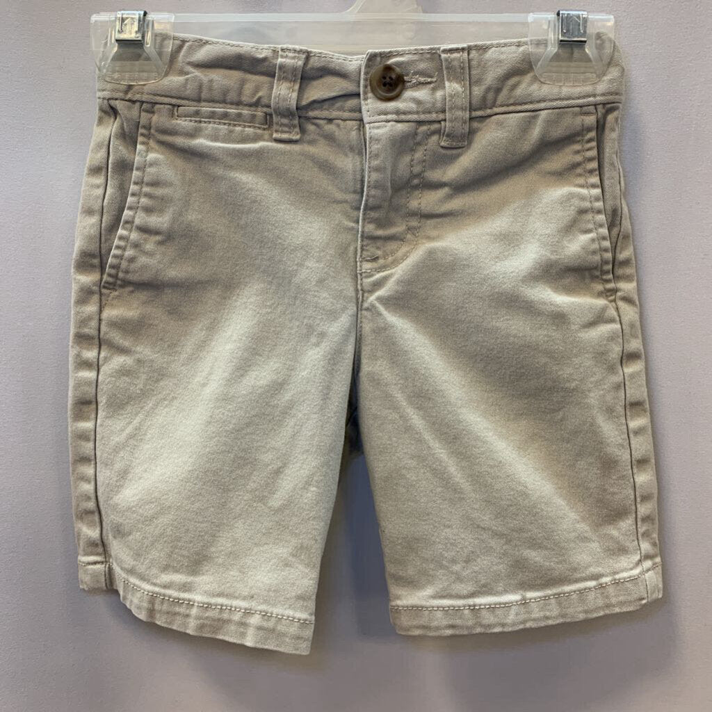 Shorts: Front Pockets and Belt Loops