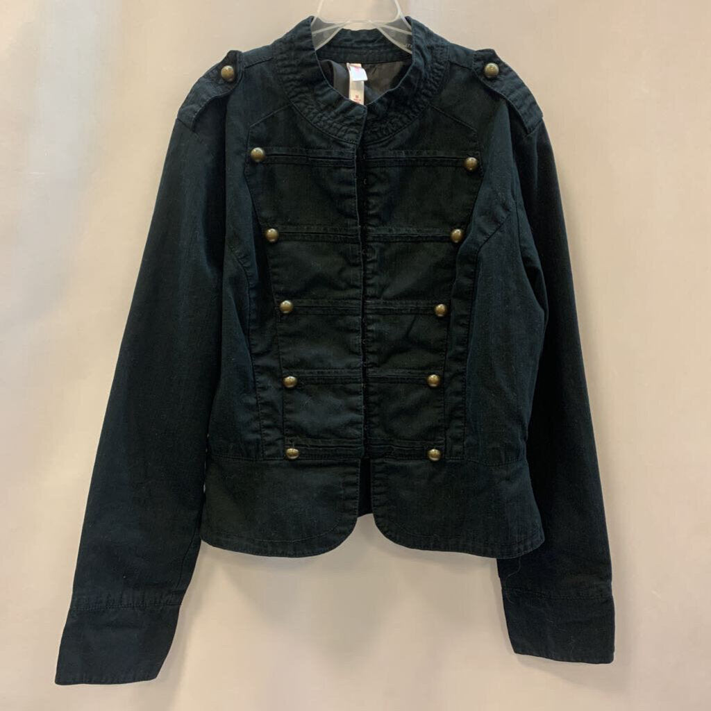 Jacket: Eyelet Latch Fashion