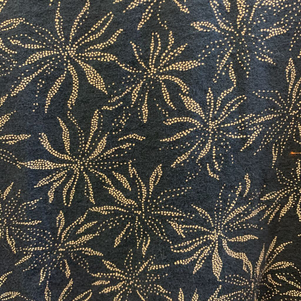 Shirt: Short Sleeve Flower
