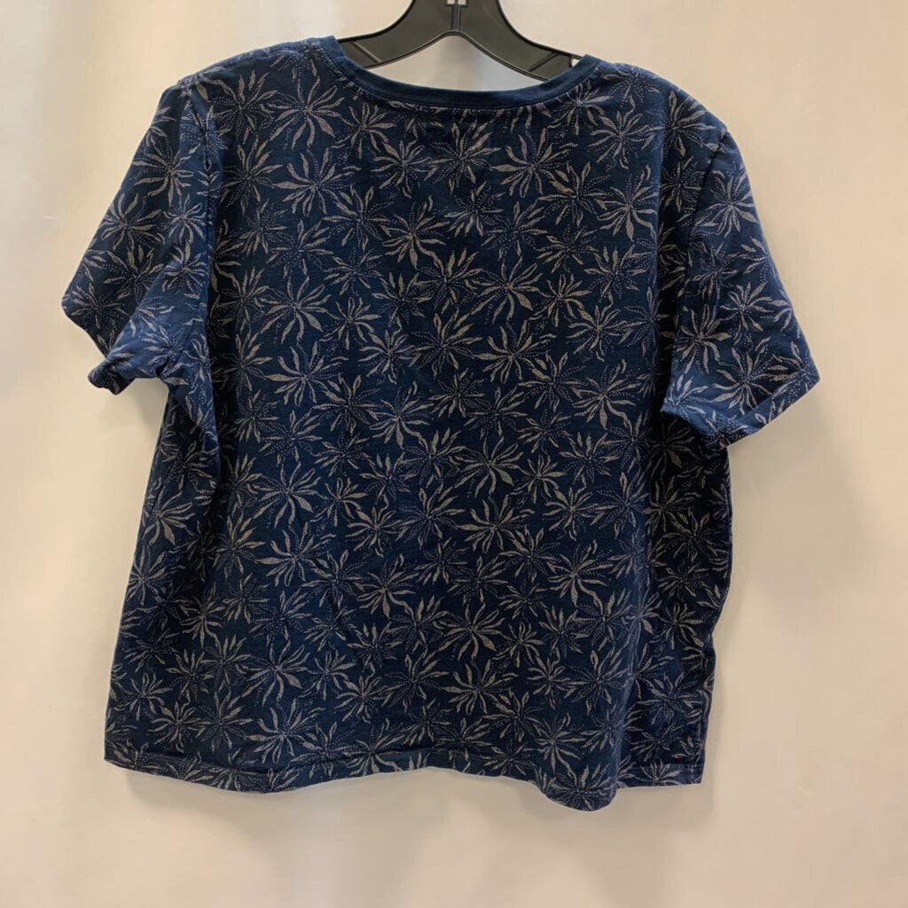 Shirt: Short Sleeve Flower