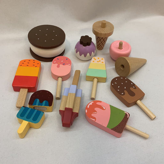 Play Pretend Food: Mixed Sweets