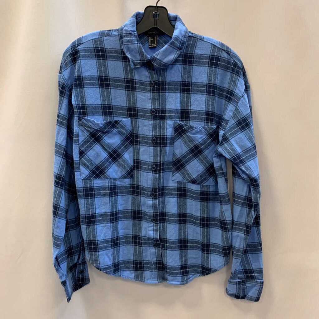 Shirt: Flannel with Front Pocket
