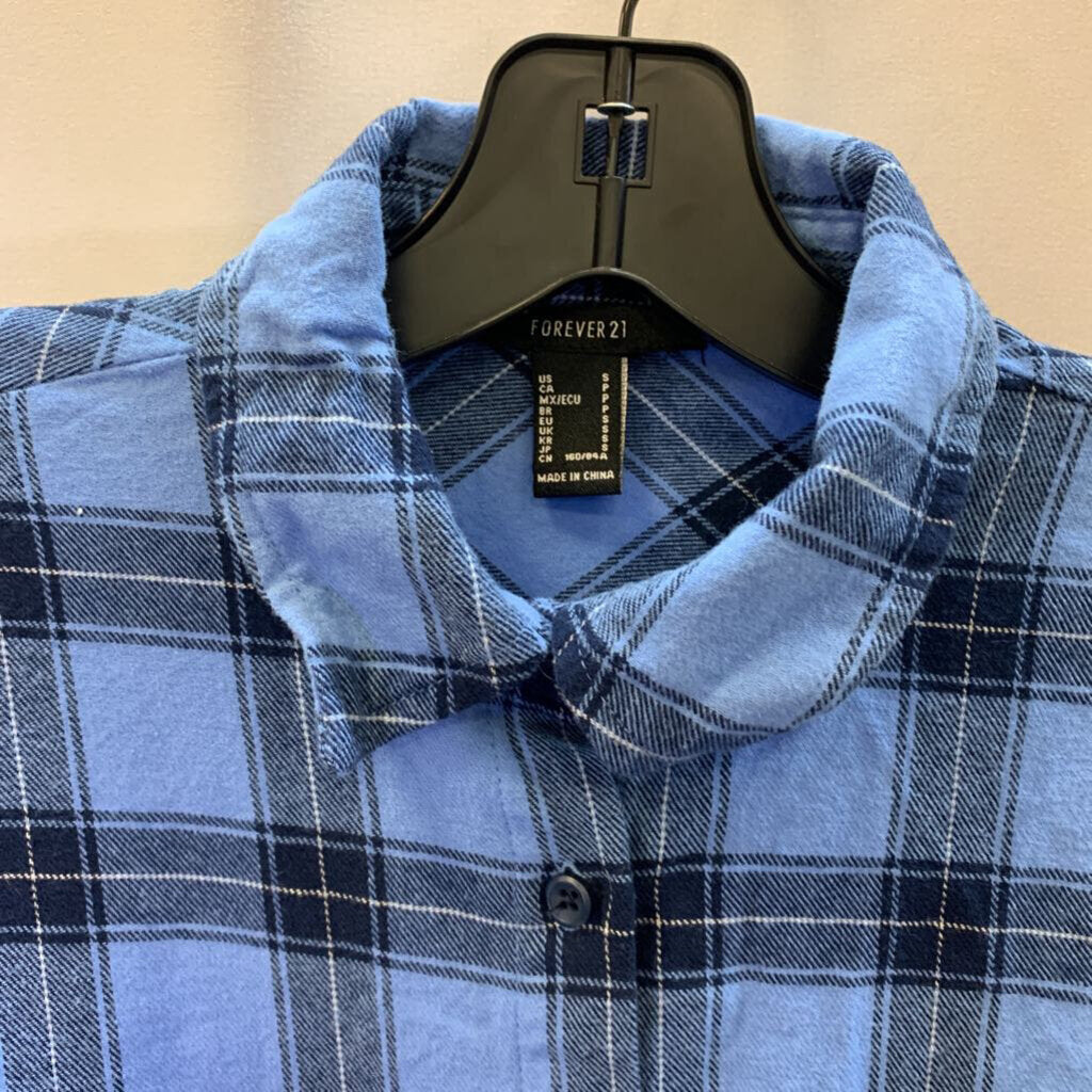 Shirt: Flannel with Front Pocket