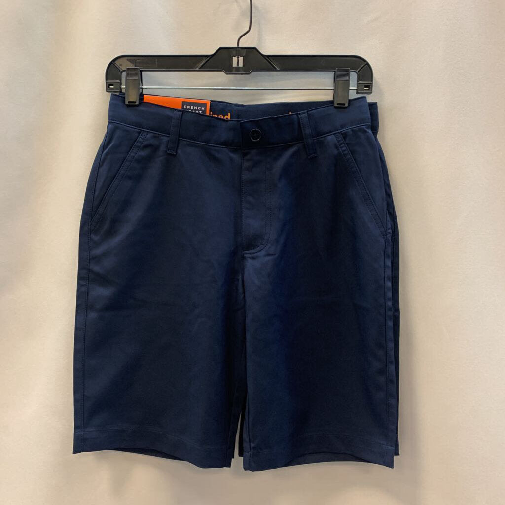 Shorts: Flat front performance