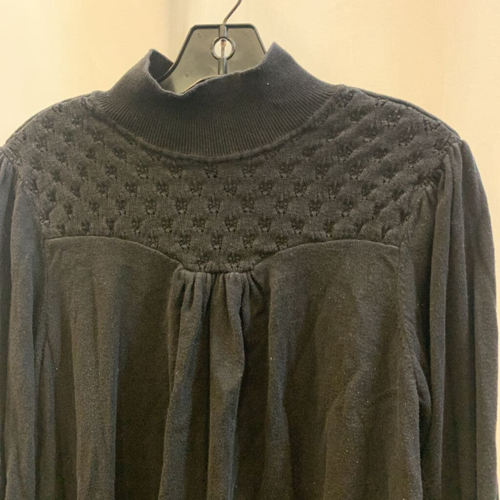 Shirt: Long Sleeve Mock Neck Knit Weave Detail