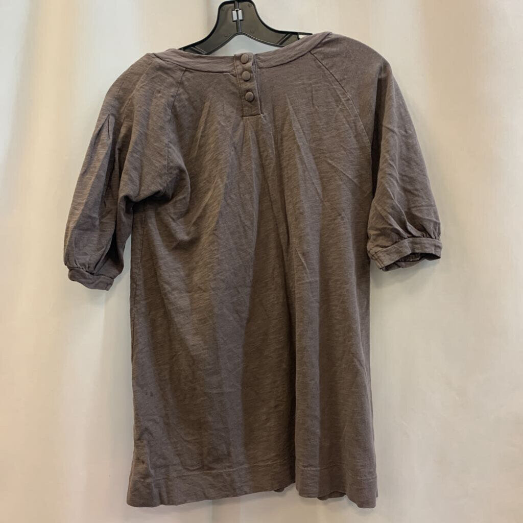 Shirt: Short Sleeve Pleated Scoop Neck