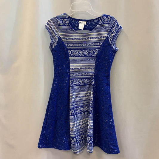 Dress: Short Sleeve A Line Lace