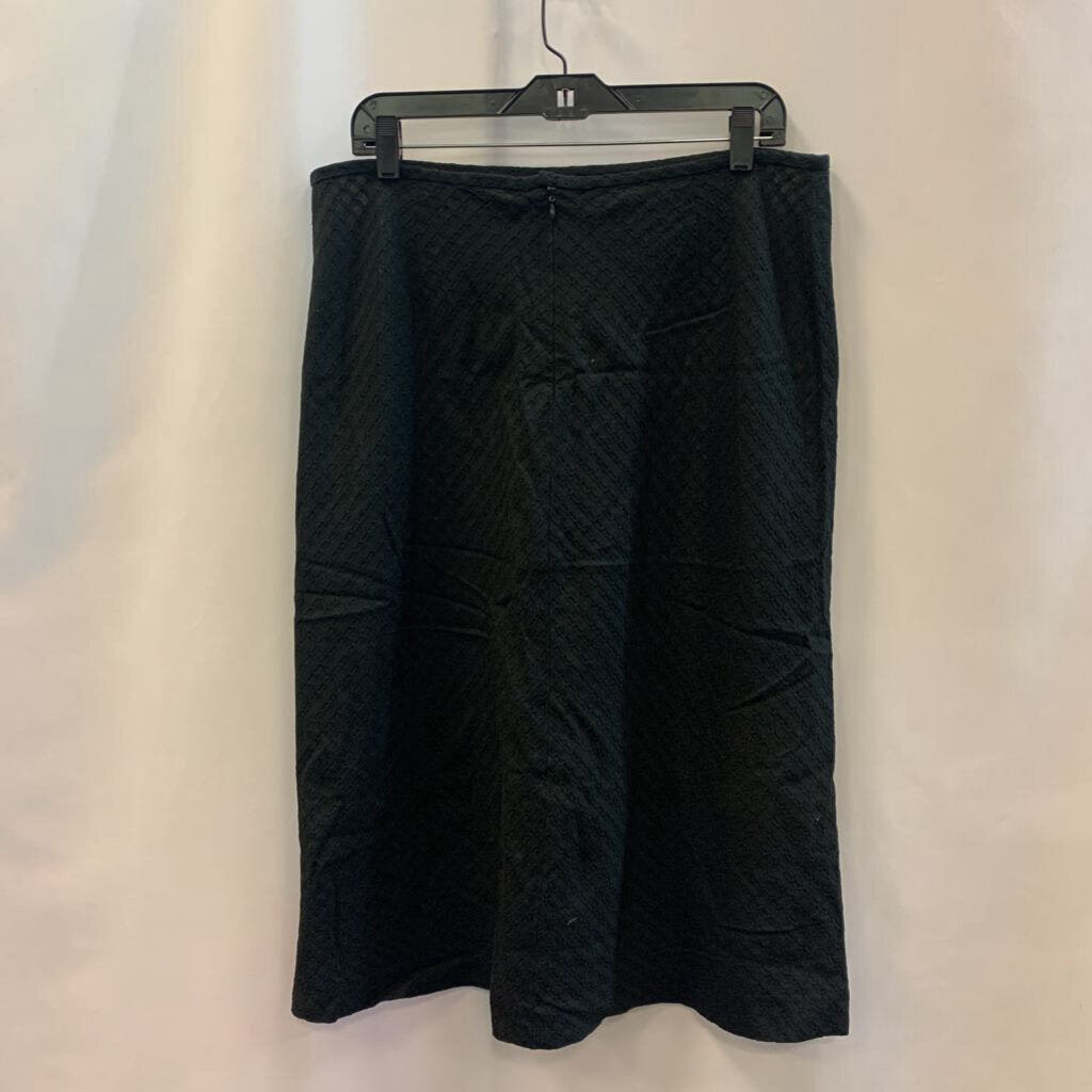 Skirt: A Line Woven Tan Lining