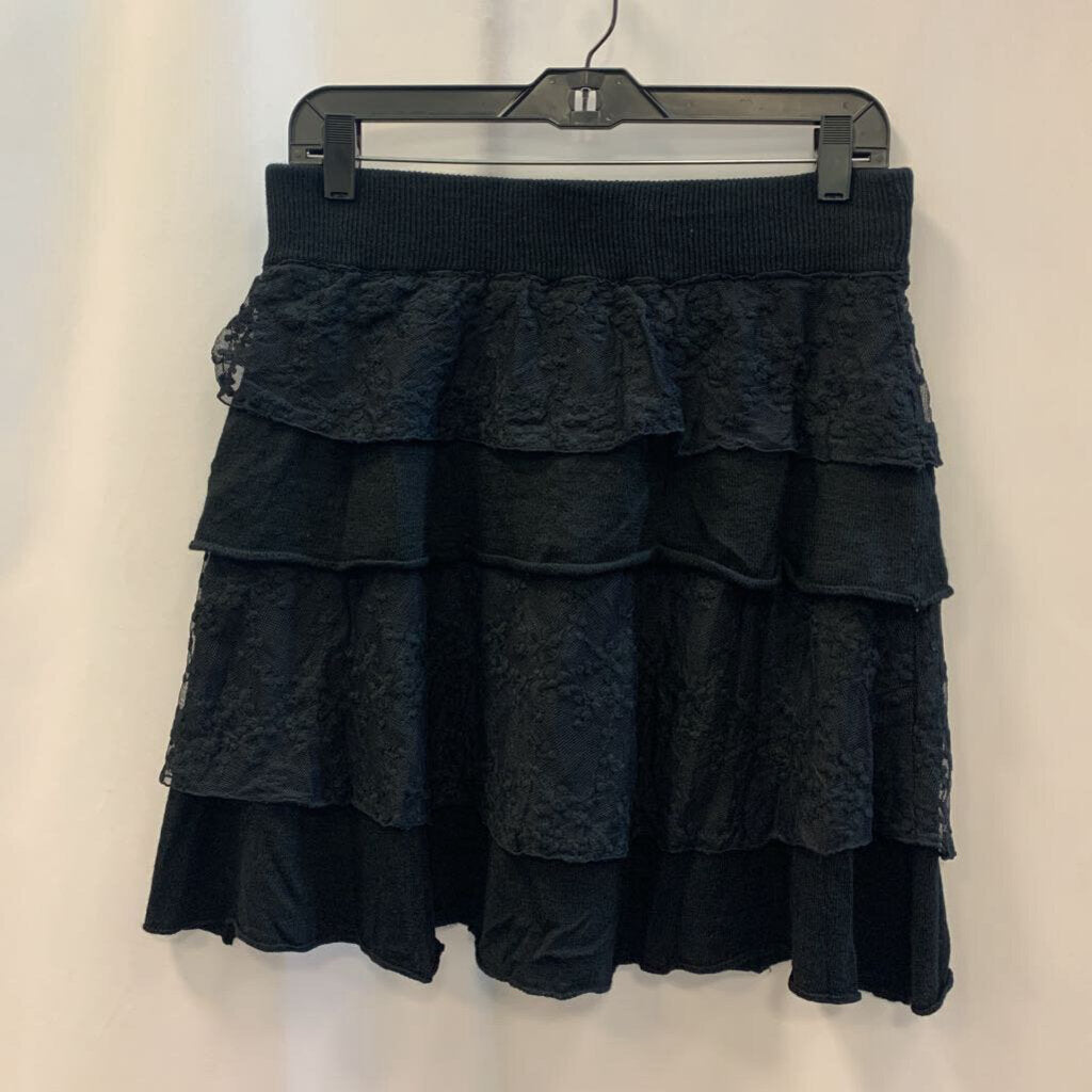 Skirt: Mini Knit Lace Layers