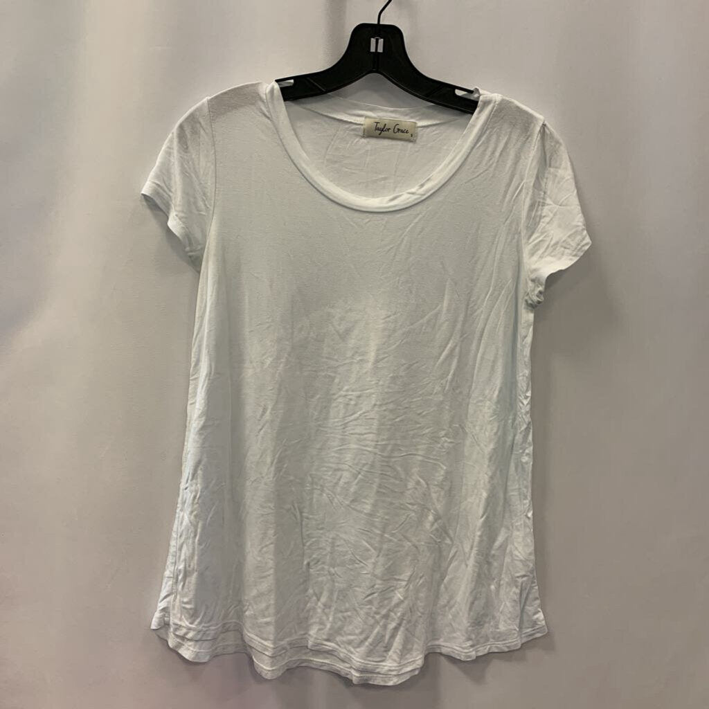 Shirt: Short Sleeve Scoop Neck