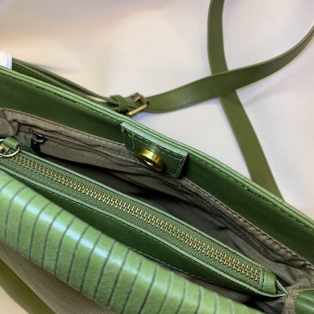 Crossbody Purse with Handle and Strap