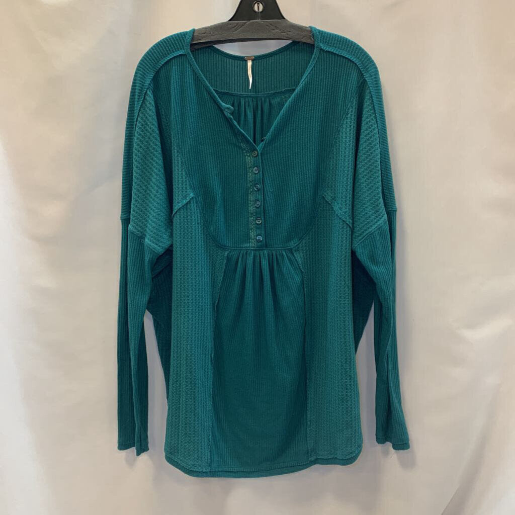 Shirt: Long Sleeve Sweater with Buttons