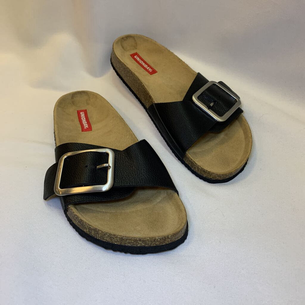 Mia Slip-On Sandal