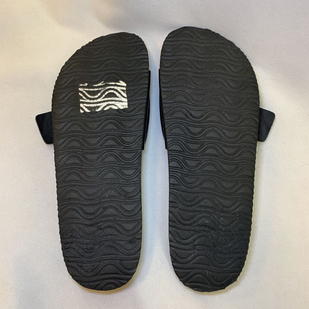 Mia Slip-On Sandal