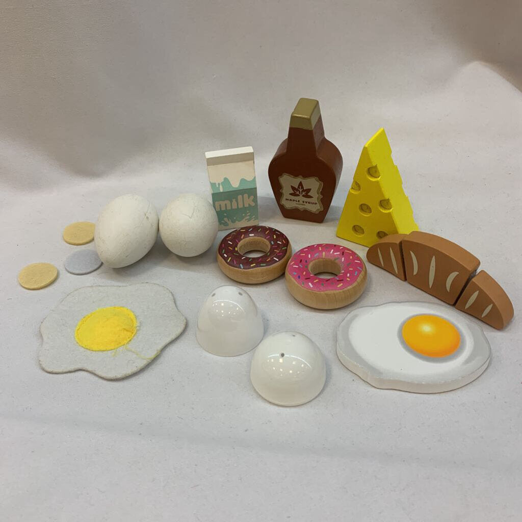 Play Kitchen: Breakfast Foods